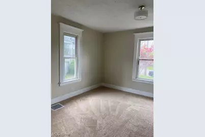 1411 Logan Avenue NW, Canton, OH 44703 - Photo 25