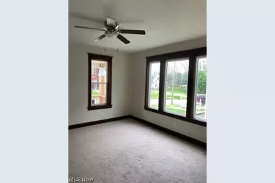 1411 Logan Avenue NW, Canton, OH 44703 - Photo 7