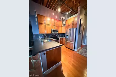 1260 W 4th Street #602, Loveland, OH 44113 - Photo 9