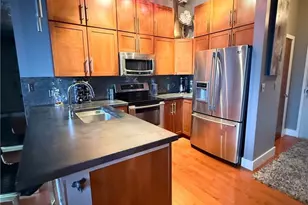 1260 W 4th St, Loveland, OH 44113 - Photo 9