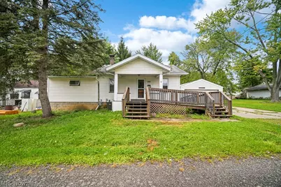 669 Scott Place NW, Massillon, OH 44647 - Photo 1