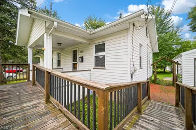 669 Scott Place NW, Massillon, OH 44647 - Photo 3