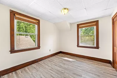 1480 Huguelet Street, Akron, OH 44305 - Photo 23