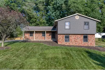 11210 Billingham Avenue NW, Uniontown, OH 44685 - Photo 1