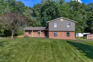 11210 Billingham Ave NW, Uniontown, OH 44685 - Photo 47
