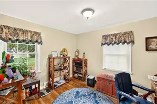 140 Shadyside Ct, Alliance, OH 44601 - Photo 9