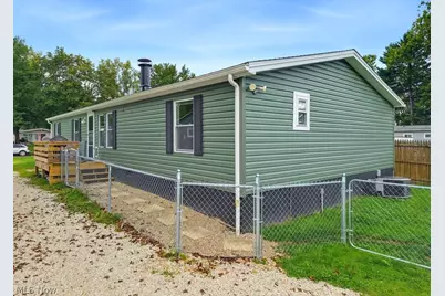 1761 Delia Avenue, Akron, OH 44320 - Photo 27