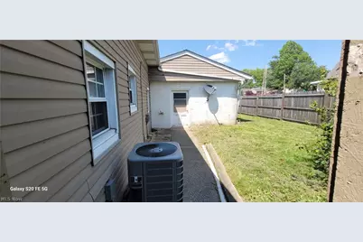 826 Reed, Akron, OH 44306 - Photo 17