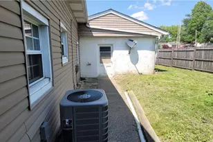 826 Reed, Akron, OH 44306 - Photo 17