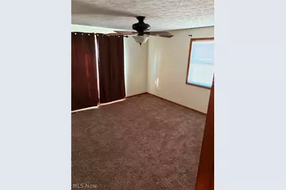 1608 Spring Village Lane, Ontario, OH 44906 - Photo 7