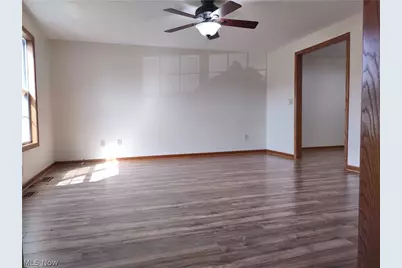 1608 Spring Village Lane, Ontario, OH 44906 - Photo 11