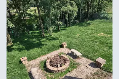 1608 Spring Village Lane, Ontario, OH 44906 - Photo 25
