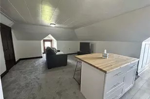 377 Lawson, Steubenville, OH 43952 - Photo 3