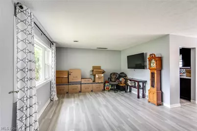 7320 Lourelton Avenue NW, North Canton, OH 44720 - Photo 3
