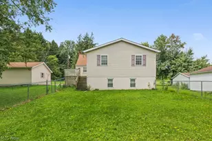 1025 S 12th St, Sebring, OH 44672 - Photo 3