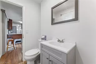 7185 Lakeshore Blvd, Mentor, OH 44060 - Photo 11