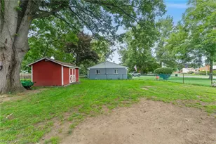 7185 Lakeshore Blvd, Mentor, OH 44060 - Photo 43