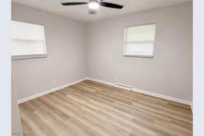 1273 Barcelona Drive, Akron, OH 44313 - Photo 9