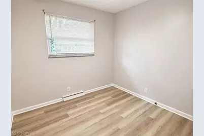 1273 Barcelona Drive, Akron, OH 44313 - Photo 7