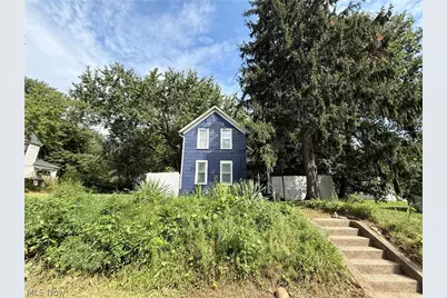 131 W Miller Avenue, Akron, OH 44301 - Photo 1