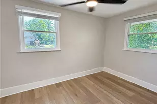 1352 Diagonal Rd, Akron, OH 44320 - Photo 13