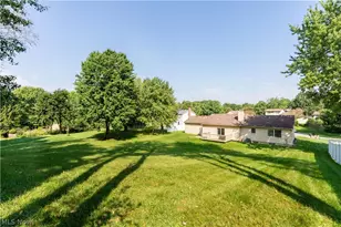 2420 Auberry Dr, Akron, OH 44312 - Photo 21