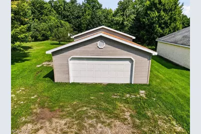 371 E Jefferson Street, Jefferson, OH 44047 - Photo 3