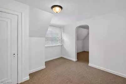 654 Moreley Avenue, Akron, OH 44320 - Photo 15