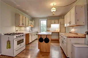 1279 Fox Ave SE, Paris, OH 44669 - Photo 13