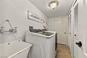384 Clearbrook Dr, Avon Lake, OH 44012 - Photo 29
