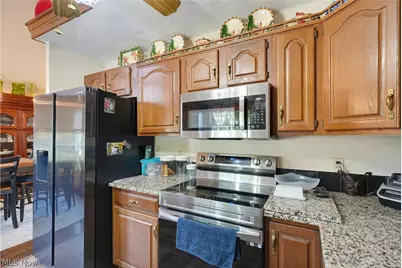 4035 Woodlands Drive, Vermilion, OH 44089 - Photo 13
