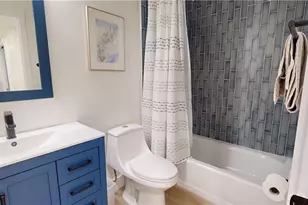 5726 Rock Point Cir, North Ridgeville, OH 44039 - Photo 25