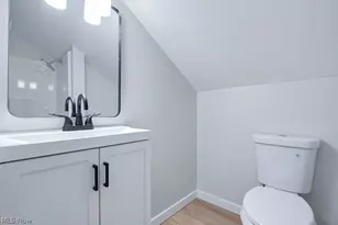 522 Massillon Rd, Akron, OH 44306 - Photo 9