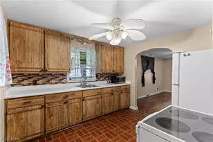 4447 Riverside Dr, Shadyside, OH 43947 - Photo 9