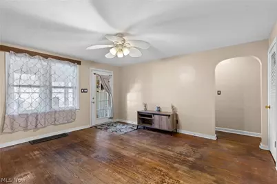 4447 Riverside Drive, Shadyside, OH 43947 - Photo 5