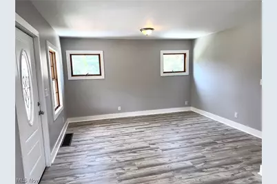 1343 Oakes Road, Grandview Heights, OH 44147 - Photo 13