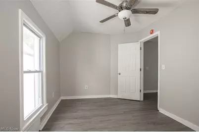 3635 46th Street #Up, Loveland, OH 44102 - Photo 11