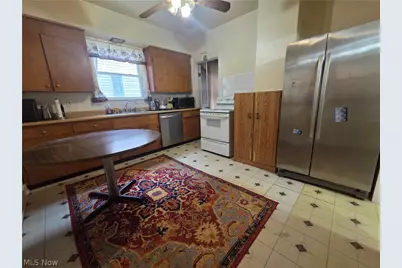1055 E 68th Street, Loveland, OH 44103 - Photo 3