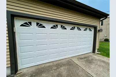 4595 Sheffield Drive, Austintown, OH 44515 - Photo 35