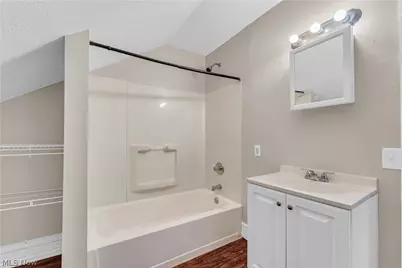 2050 W 83rd Street #2/UP, Loveland, OH 44102 - Photo 15