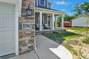 35965 Lakeshore Blvd, Eastlake, OH 44095 - Photo 3