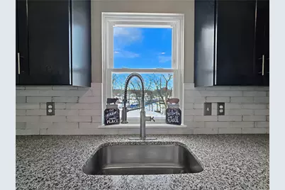 35965 Lake Shore Boulevard, Eastlake, OH 44095 - Photo 13
