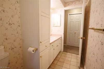 115 Ledbury Circle NE, Canton, OH 44721 - Photo 17