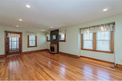 45 Victor Avenue, Cuyahoga Falls, OH 44221 - Photo 9