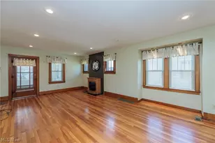 45 Victor Ave, Cuyahoga Falls, OH 44221 - Photo 9