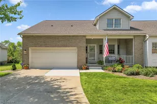 2601 Charing Cross Rd NW, Canton, OH 44708 - Photo 1