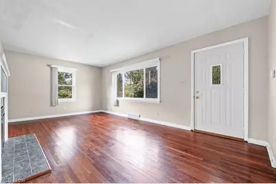 1115 Eastland Avenue, Akron, OH 44305 - Photo 11