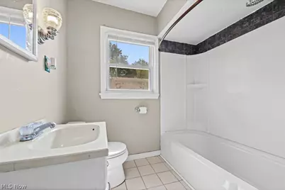 1115 Eastland Avenue, Akron, OH 44305 - Photo 17
