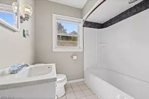 1115 Eastland Ave, Akron, OH 44305 - Photo 17