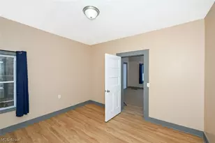 906 E Buchtel Ave, Akron, OH 44319 - Photo 13